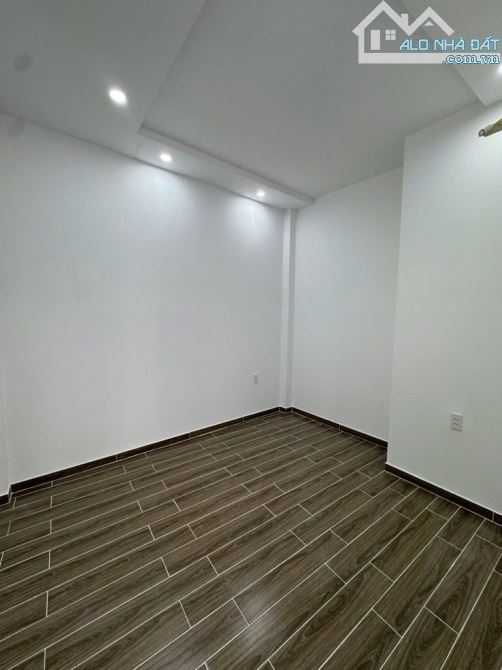 Bán nhà mới Âu Dương Lân khu vip quận 8. Diện tích 45m2. Hoàn công đủ - 4