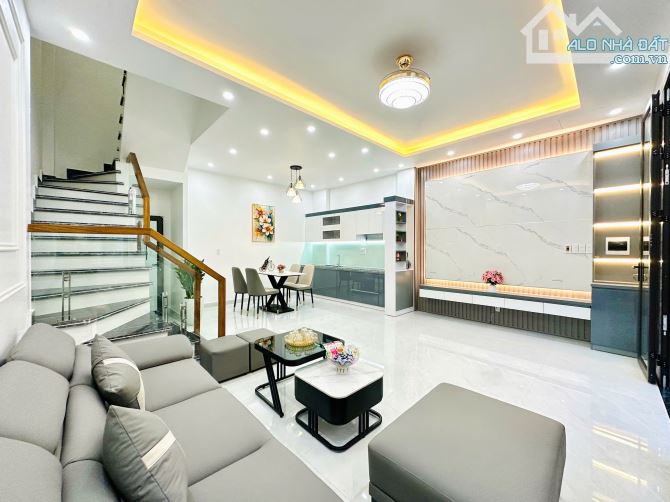 Nhà 4 tầng xây mới ngõ nông Chợ Hàng Cũ ngay Ngã 3 Bốt Tròn - 4