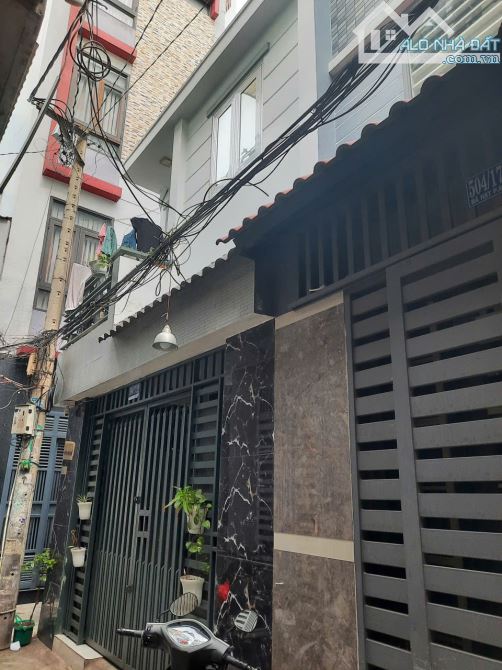 TRUNG TÂM QUẬN 10 -  CHỢ NGUYỄN TRI PHƯƠNG - CÁCH HẺM XE HƠI - 37M2, 2 TẦNG - GIÁ NHỈNH 5Ỷ - 4