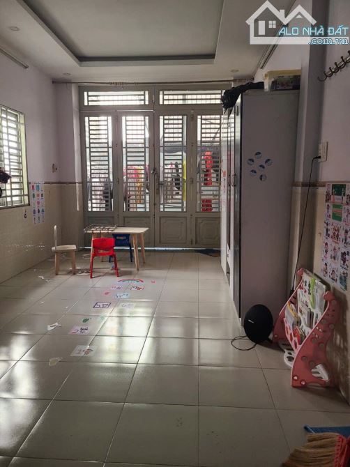 * Bình Long sát bên Tân thắng, gần Aeon Tân Phú. 85 m2, 4x17, nở hậu, 5.x tỏi. - 4