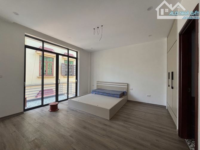 Bán nhà Trần Cung, 38m nhỉnh 7tỷ, nhà mới, full nội thất, sát ô tô, gần công viên - 4