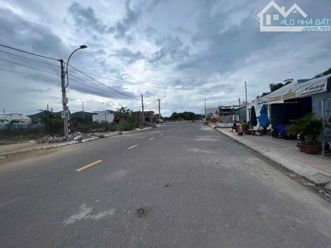 CẦN BÁN LÔ ĐẤT DÂN TĐC NGỌC HIỆP - TP. NHA TRANG 40tr/m2 - 4