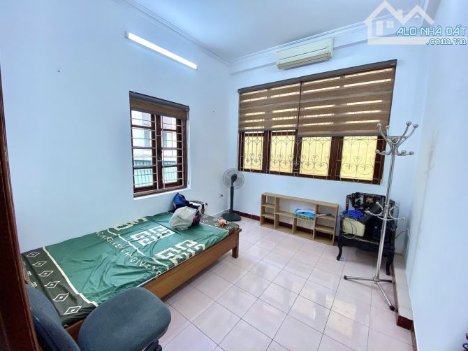 Bán nhà Thanh Xuân 64m 4 tầng MT 8.5m chỉ 10 tỷ chẵn - nhà rất thoáng, gần ô tô - 4