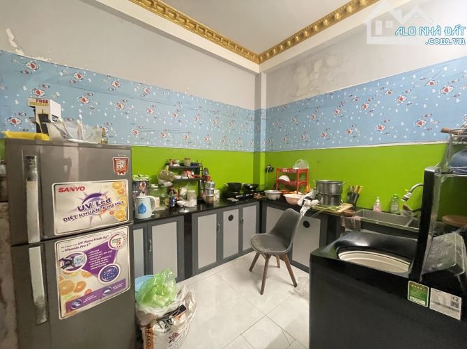 Bán nhà mặt tiền lớn Bùi Minh Trực P5, Q8 dưới 13 tỷ,140m2[11m × 13m] 5 tầng 6PN 4WC - 4