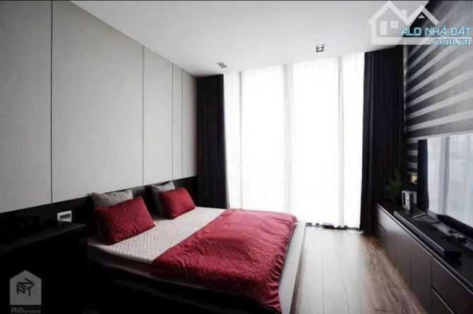 Cần bán căn biệt thự mặt tiền Nguyễn Đình Thi diện tích 250m2, full nội thất, giá 23 tỷ - 4