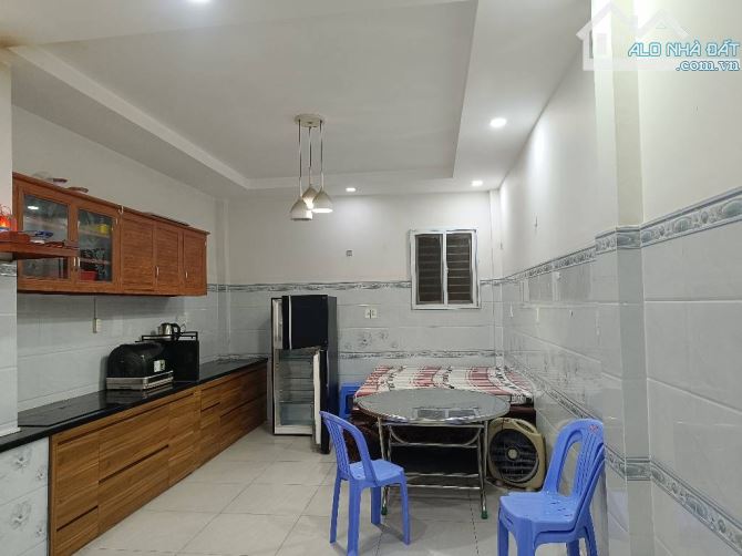 BÁN NHÀ ĐƯỜNG SỐ 37 GẦN NGUYỄN THỊ THẬP,Q.7 - 3 TẦNG - 86M2 - SHR - NHỈNH 8 TỶ - 4