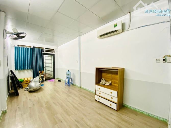 NHÀ 2 TẦNG – HẺM 1 TRỤC – BÙI QUANG LÀ, P.12, GÒ VẤP –  GẦN EMART 2 – 36M² - CHỈ 3.75 TỶ - 4