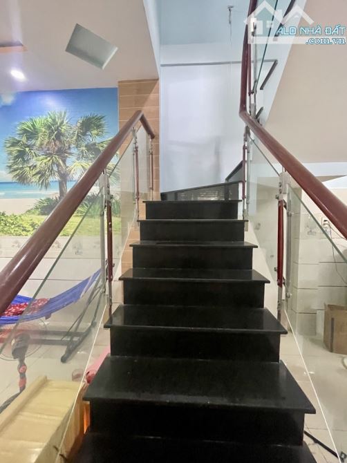 💙💙NHÀ 2 TẦNG HƯƠNG LỘ 2 GIÁP TÂN PHÚ, QUẬN 6 . 55m2 🪙5,4 tỷ TL. HẺM 🚗 4m. Chỉ vài thùn - 5