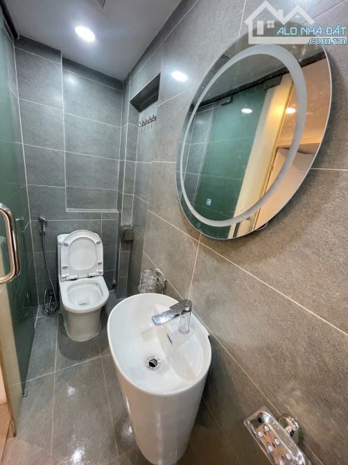Cho thuê căn hộ tầng 2 khu tập thể bách khoa tạ quang bửu - 5