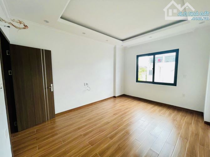 🏠Bán Nhà 4 mới tầng đl sân cổng riêng Miếu Hai Xã Lê Chân ~60m giá nhỉnh 4 tỷ - 5