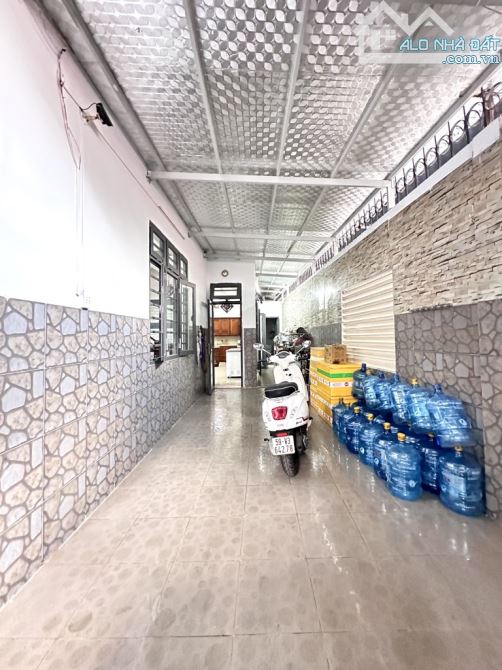 Nhà Góc 2 Mặt Tiền - 4 Tầng Hẻm 6m Thông - DT: 125m² , Gò Vấp, Giáp Tân Bình - 5