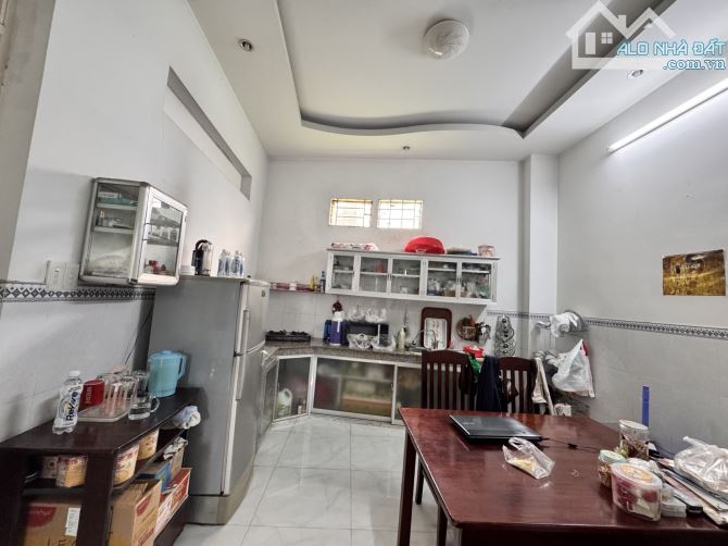 Nhà bán Đường số 22 Linh Đông Thủ Đức 2Tầng DT: 12 x 11 Nhỉnh 4Tỷ - 5