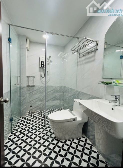BÁN NHÀ LÔ GÓC 2MT-XE HƠI NGỦ NHÀ-58M2-NGANG 4,2M-4 TẦNG-TRẦN XUÂN SOẠN-QUẬN 7-CHỈ 10,8 TỶ - 5