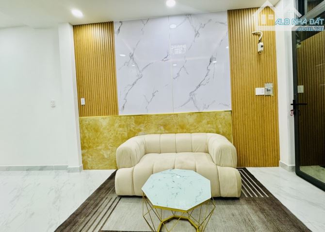 💥CHỦ DI CƯ BÁN GẤP 🏠 ĐẸP 30M2 HXH VUÔNG VỨC BÙI ĐÌNH TÚY P.24 BÌNH THẠNH 💰 CHỈ 4.X TỶ - 5
