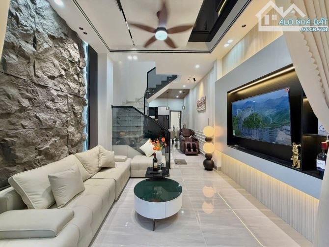 Chỉ 4,x TỶ có ngay NHÀ ĐẸP ĐÀ NẴNG - GẦN đường TRƯNG NỮ VƯƠNG: 52,6m² 3 TẦNG 4 PN 3 WC - 5