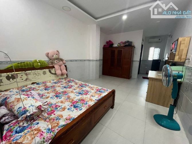 BÁN NHÀ ĐƯỜNG SỐ 37 GẦN NGUYỄN THỊ THẬP,Q.7 - 3 TẦNG - 86M2 - SHR - NHỈNH 8 TỶ - 5