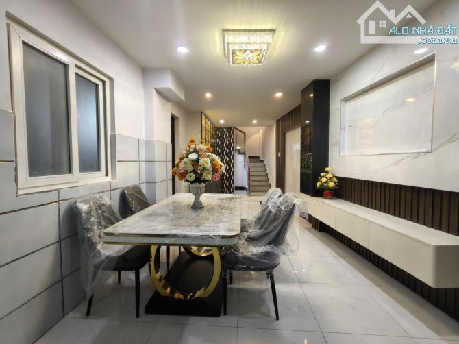 Nhà Đẹp Quận 10-30M2-3 Tầng- 3PN-HXH🚗- Giá Hơn 4Ty TL - 5