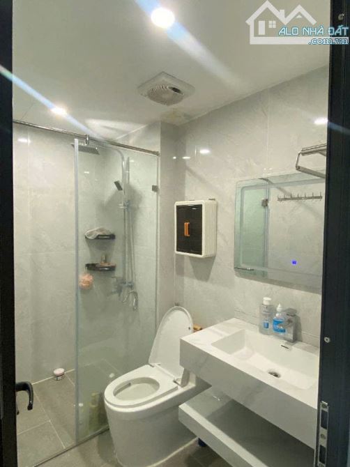 🏡 NHÀ ĐẸP DÂN XÂY TRUNG TÂM CẦU GIẤY – LÔ GÓC – KINH DOANH – Ô TÔ ĐỖ CỬA - 3 MẶT THOÁNG - - 5