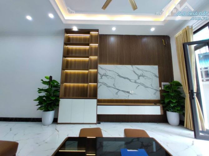 BÁN NHÀ ĐẸP  ĐẠI HƯNG – LẠC THỊ- NGỌC HỒI  | 4 TẦNG | MẶT TIỀN RỘNG - 5
