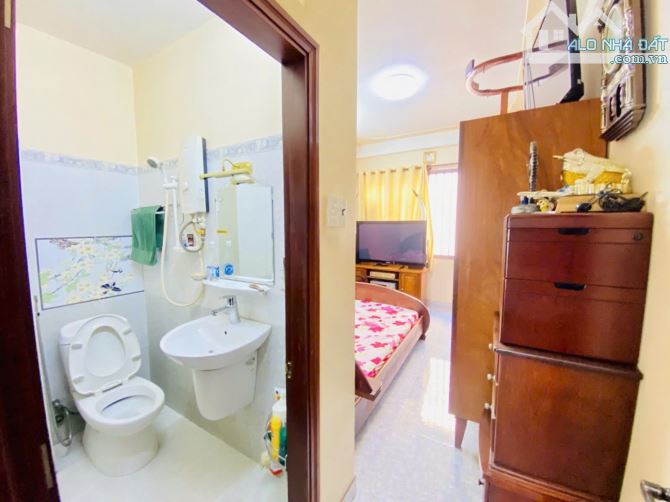 ⭐Cần bán nhà 4 tầng chính chủ xây Tâm huyết sát mặt tiền CMT8 p13 quận 10 - 6