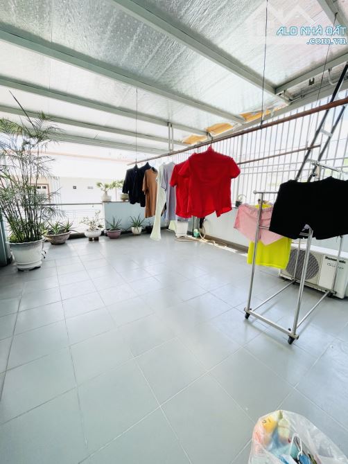 Bán nhà Bình Thạnh - ô tô thông - 111m2 - 4 tầng - ngang 4.5m - 6