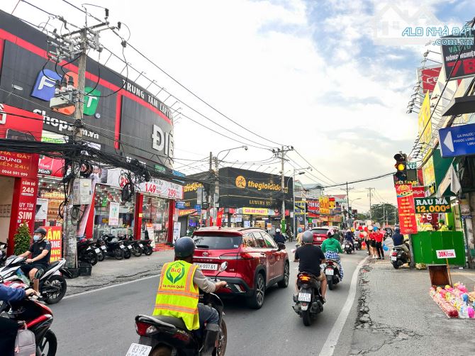 131 TỶ- CẤN BÁN TOÀ NHÀ 5 TẦNG GÓC 2 MT đường đặng văn bi, tp.thủ đức - 500m2 (9.2mx35m) - 6