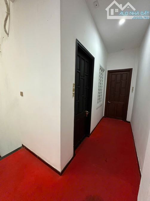 Bán khách sạn 5 tầng Mặt tiền Nguyễn Công Trứ, TP. Huế đang kinh doanh hoạt động full - 6