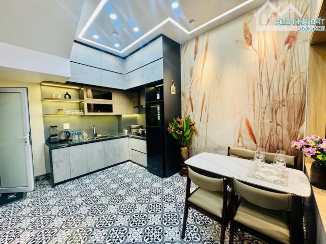 Bán nhà trung tâm quận Thanh Xuân, Ngõ rộng, Full Nội thất, DT 43m2*5 Tầng* Giá 8,95 Tỷ - 4