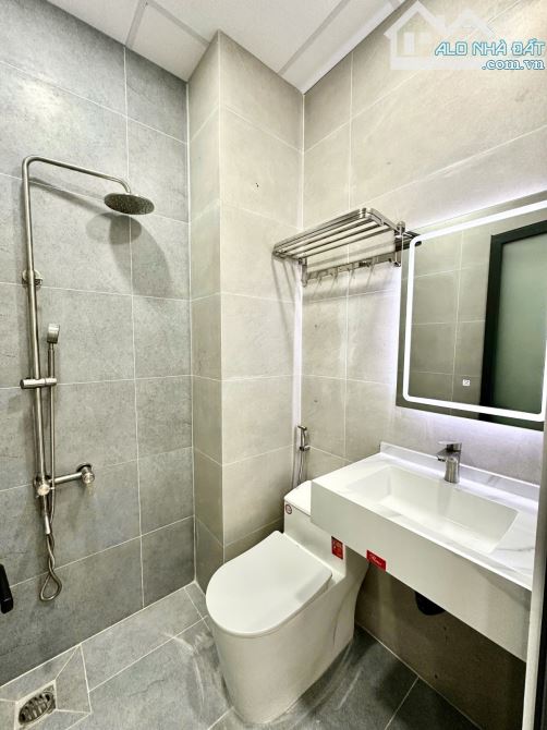 Tòa Chdv mặt tiền Lê Đức Thọ - 300m²(8x38) + 7 Tầng - Full Nội Thất Xịn -    Chỉ 5x Tỷ - 6