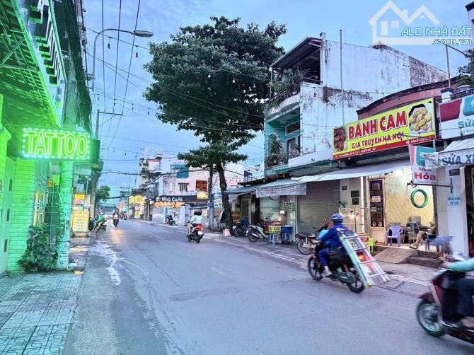 💥 NHÀ ĐẸP - GẦN ST LOTTE NG.V.LƯỢNG & CV LÀNG HOA GV - 2 MẶT HẺM 3M SÁT MT - 66M² - 2 TẦN - 6