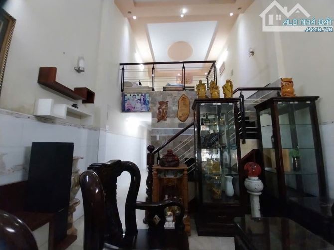 Bà ĐIểm(HM) bán nhà 3 tầng ngang 4m nở hậu mt đường Nguyễn Ảnh Thủ giá 13,4tỷ - 6