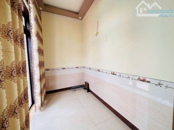 Nhà Mê Mái Thái hẻm 6m đường 320 Trần Phú, Thành Phố Buôn Ma Thuột 3 tỷ 380 - 6
