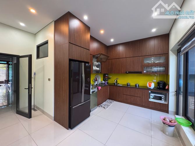 BIỆT THỰ ĐƠN LẬP P. PHAN ĐÌNH PHÙNG, KDT TÂN THỊNH - 200m2x3T, MT10M - CHỈ 12,5 TỶ - 6