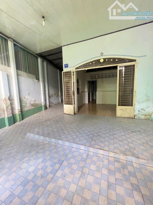 BÁN NHÀ CẤP 4- DƯƠNG THỊ MƯỜI – HẺM XE HƠI – GẦN BỆNH VIỆN Q12 – DT 118M2 , GIÁ : 5,3 TỶ - 7