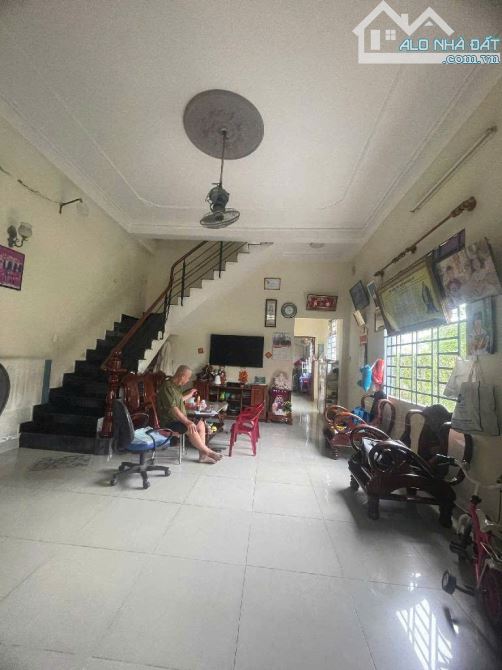 Bàn nhà – Thạnh Lộc 16 – MT đường 12m – Kinh Doanh Đa Nghành nghề - Giá 7.5 tỷ - 7