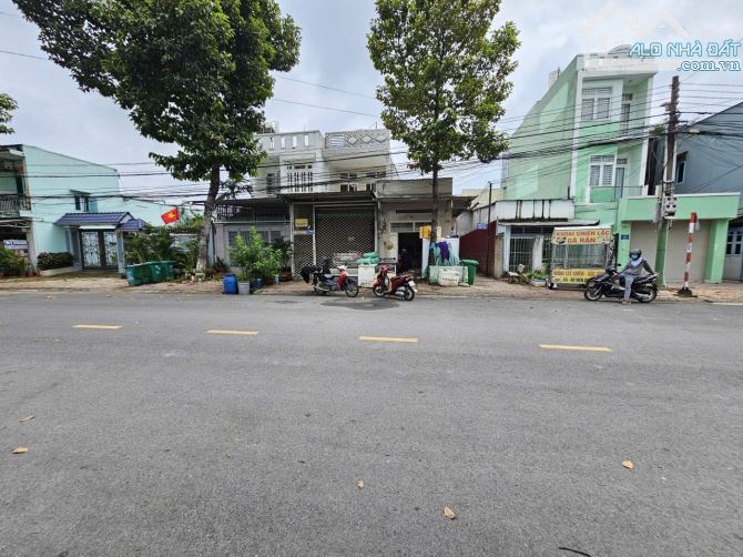 Đất mặt tiền gần chợ Dĩ An,p Dĩ An, tp Dĩ An - 7