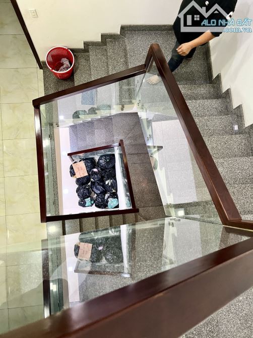 Bán nhà Hẻm xe tải KD, Khuông Việt gần Đầm Sen 3 Tầng Mới, 95M2 chỉ 11,3 Tỷ TL - 7
