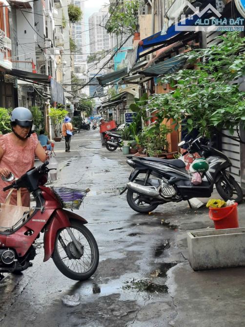 TRUNG TÂM QUẬN 10 -  CHỢ NGUYỄN TRI PHƯƠNG - CÁCH HẺM XE HƠI - 37M2, 2 TẦNG - GIÁ NHỈNH 5Ỷ - 7
