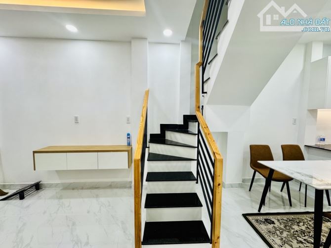 💥CHỦ DI CƯ BÁN GẤP 🏠 ĐẸP 30M2 HXH VUÔNG VỨC BÙI ĐÌNH TÚY P.24 BÌNH THẠNH 💰 CHỈ 4.X TỶ - 7