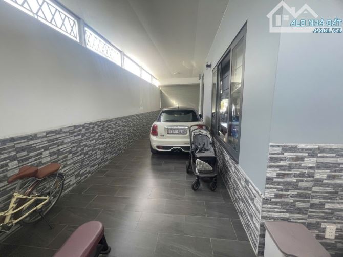 BÁN NHÀ MẶT TIỀN VIEW CÔNG VIÊN, KHU DÂN CƯ VIP GIA HÒA,THỦ ĐỨC DT: 200M2 ; 3 TẦNG - 7