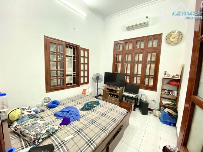 Bán nhà Thanh Xuân 64m 4 tầng MT 8.5m chỉ 10 tỷ chẵn - nhà rất thoáng, gần ô tô - 7