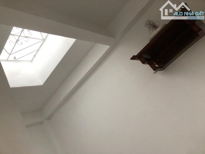 PHAN ĐÌNH GIÓT.HÀ ĐÔNG.LÔ GÓC. 3 THOÁNG. GẦN Ô TÔ ĐỖ 24/7 DT30 5T DT3.4 giá: 10.7 tỷ - 7