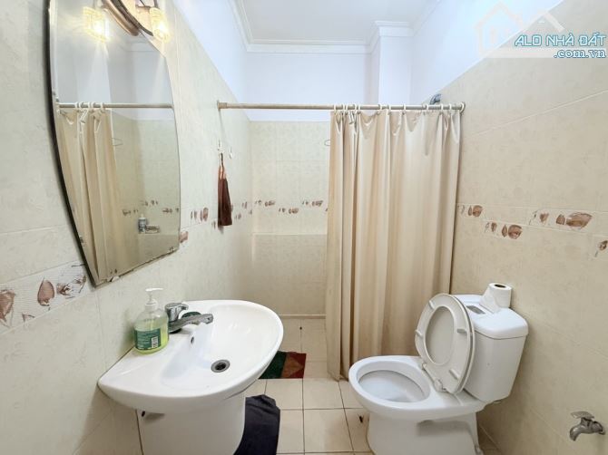 SIÊU VIP MẶT ĐƯỜNG NGUYỄN VĂN ĐẬU - 85M (4.2x20) 3 TẦNG 4 PN 4 WC - VỊ TRÍ ĐẮC ĐỊA - KINH - 8