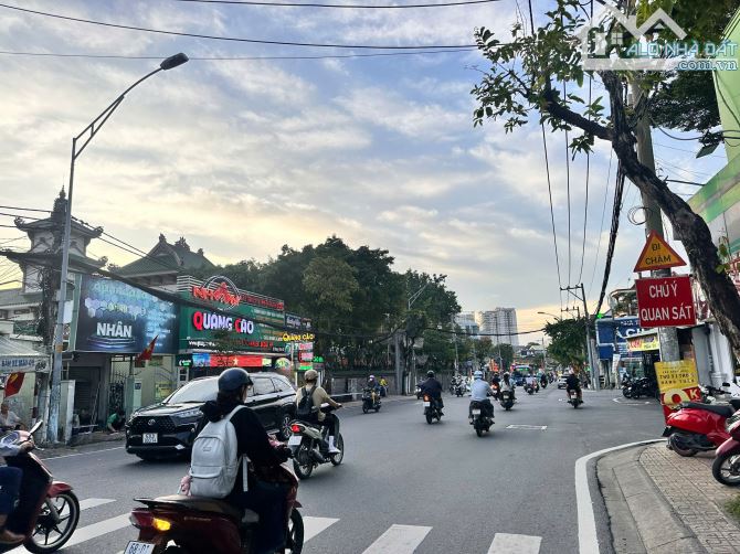 131 TỶ- CẤN BÁN TOÀ NHÀ 5 TẦNG GÓC 2 MT đường đặng văn bi, tp.thủ đức - 500m2 (9.2mx35m) - 8