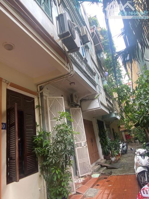 CHÍNH CHỦ GỬI BÁN NHÀ PHỐ HÀO NAM DT 36m, 4 Tầng, Mt 3,3m, Giá 11,6 tỷ - 8