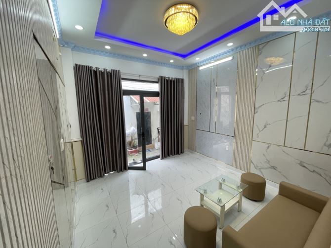 NHÀ TRỆT MỚI, HẺM 3 GÁC, 41,3M2, 2PN, CHỈ 3,55 TỶ, SỔ RIÊNG, NGAY PHÚ MỸ HƯNG, QUẬN 7 - 8
