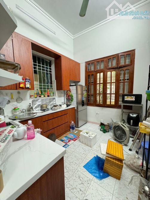 Bán nhà Thanh Xuân 64m 4 tầng MT 8.5m chỉ 10 tỷ chẵn - nhà rất thoáng, gần ô tô - 8