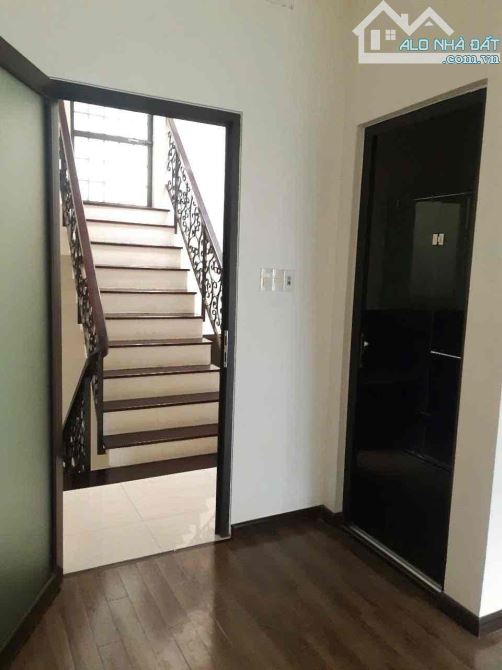 NHÀ 3T_ĐƯỜNG 5.5M_VỈA HÈ 3M_HÀ HUY TẬP_GẦN TRẦN CAO VÂN_DT 96M2_NGANG 5M_CHỈ 6.8 TỶ - 9