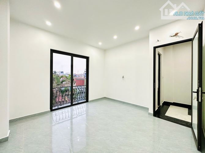 Nhà 4 tầng xây mới ngõ nông Chợ Hàng Cũ ngay Ngã 3 Bốt Tròn - 9