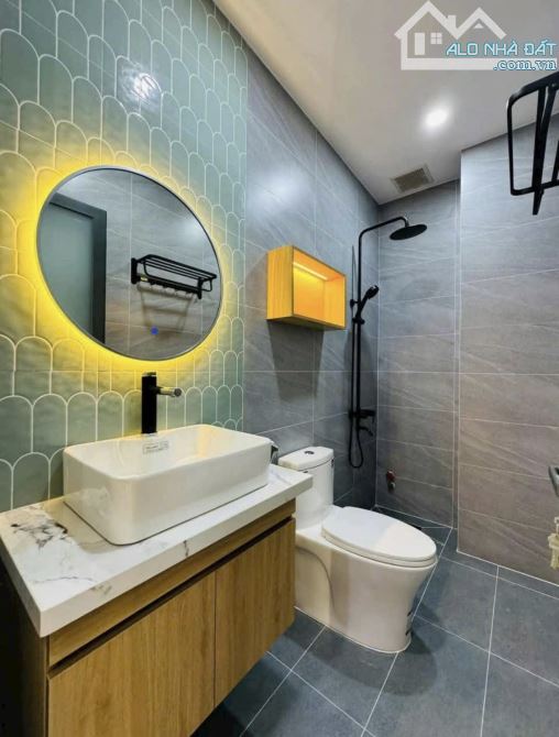 CHỐT NGAY NHÀ TRẦN KHÁNH DƯ, TÂN ĐỊNH, QUẬN 1. GIÁ 5TỶ930/ 77,4M2(4,5x17,2M).CHO THUÊ 24TR - 9
